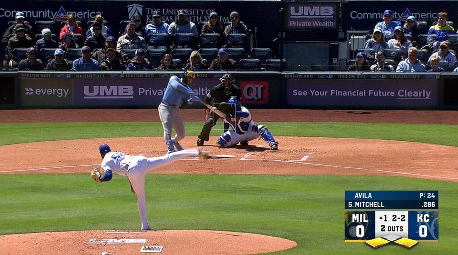 Garrett Mitchell hits two-run double to give Brewers early lead over Royals