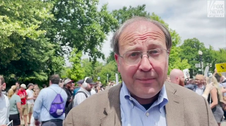 How the US Supreme Court has become right-wing, and do recent decisions give Democrats hope at the midterms?