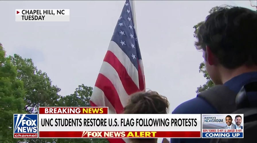 UNC students restore American flag that had been replaced with Palestinian flag