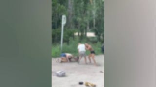 Florida mom joins brawl at bus stop: 'Bad example' - Fox News