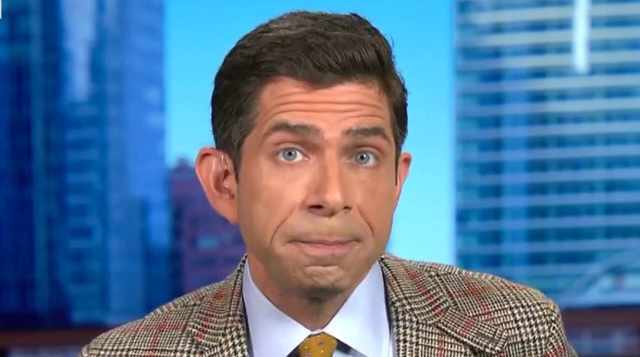 Expert: Stock market reacting to global shutdowns over omicron variant