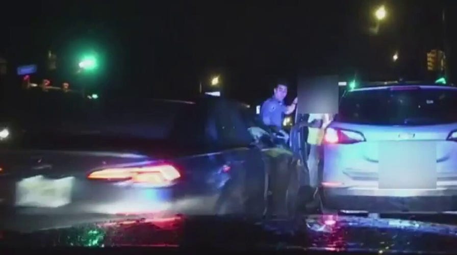 NJ police officer struck in hit-and-run while helping motorist on side of road