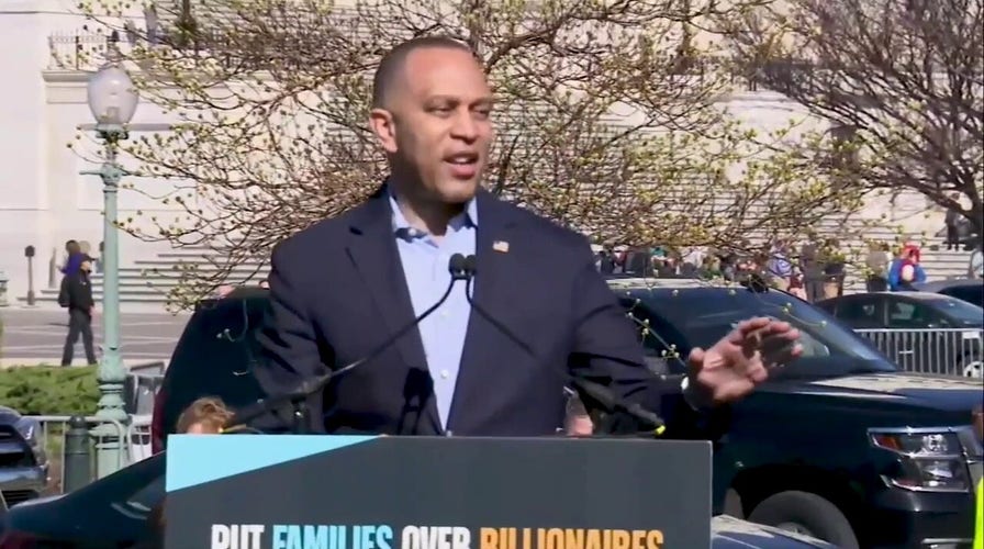 Hakeem Jeffries calls for Pete Hegseth to 'resign or be fired immediately' over Signal chat leak