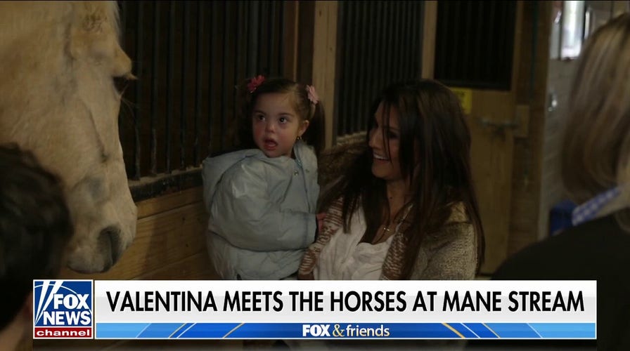 Rachel Campos-Duffy and her daughter Valentina visit horses at Mane Stream