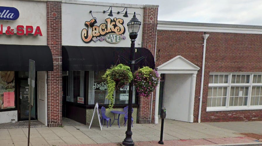 New Jersey restaurant thanks Barstool Fund for donation