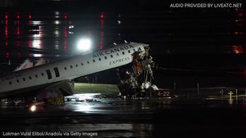 Air traffic controller says 'I messed up' after LaGuardia crash