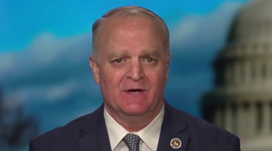 Donbas tank battle in Ukraine to be 'largest in Europe since 1943': Lt. Col. Davis