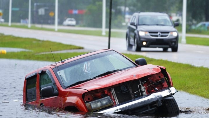 Ida leaves all of New Orleans without power