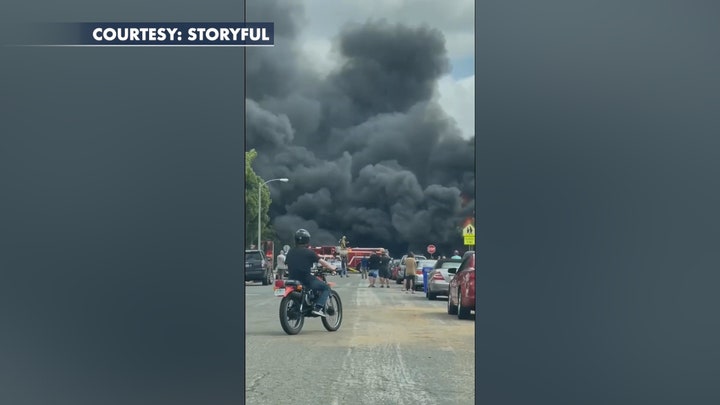 Plumes of smoke seen after plane crashes in Southern California neighborhood