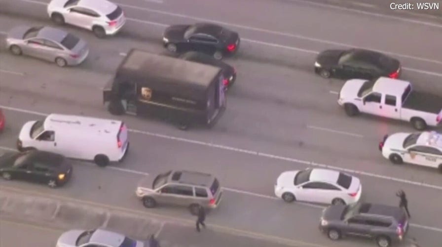 2019 Florida shootout between UPS truck hijackers, police officers caught on camera