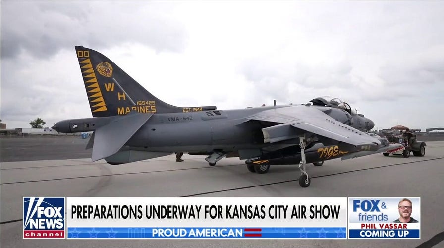Behind the scenes of the Kansas City Air Show 