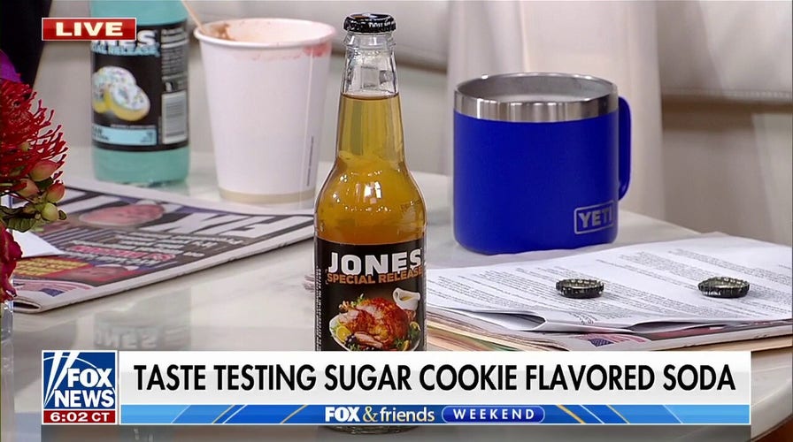 ‘Fox & Friends Weekend’ co-hosts try turkey and gravy flavored soda