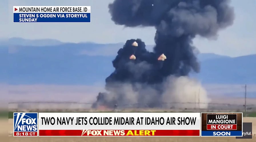 Navy jets collide midair at Idaho air show, four crew members eject safely