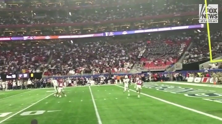 Watch as Celebration Bowl game is sent into overtime by a 19-yard pass in the fourth