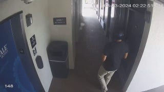 Florida man, accused of posing as officer, forces way into Orlando hotel room - Fox News