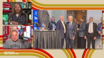 Ricky Reenacts Bill Clinton And Jerry Jones's Conversation | The Ricky Cobb Show