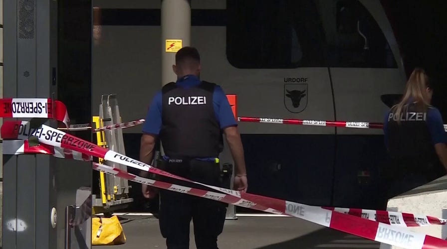La policía suiza acude a una estación de tren tras un incidente en el que tres personas han resultado heridas a manos de un sospechoso que empuñaba un «arma blanca»