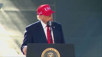 Trump shouts out Ravens players at Baltimore shipyard event