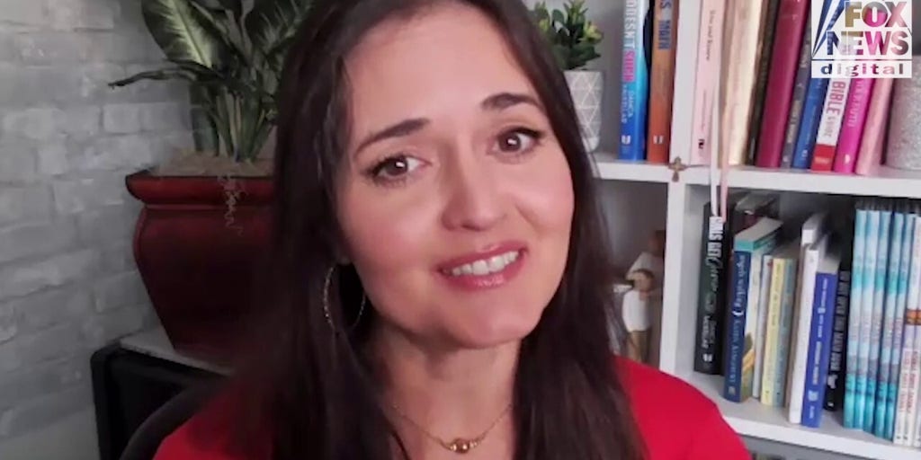 Danica McKellar reacts to all the 'Wonder Years' cast members turning 50