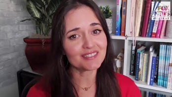 Danica McKellar reacts to all the 'Wonder Years' cast members turning 50