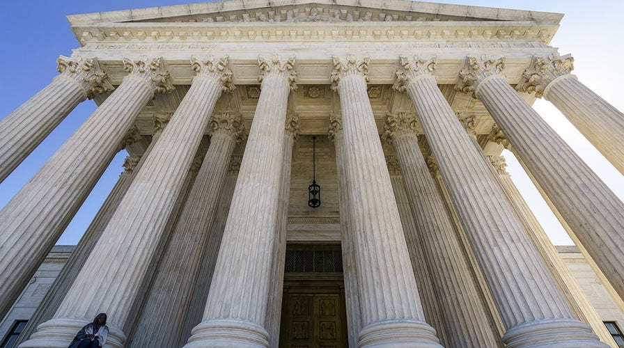 Cameras could be permitted in all federal courtrooms, including Supreme Court, amid bipartisan push