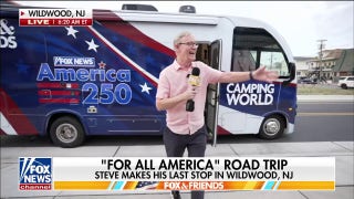 Steve Doocy hace la última parada de su gira «For All America» en Wildwood, NJ