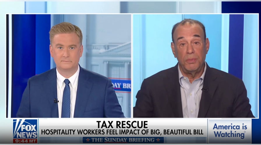 ‘Bar Rescue’ big   praises Trump's nary  taxation  connected  tips argumentation  for boosting workers' morale