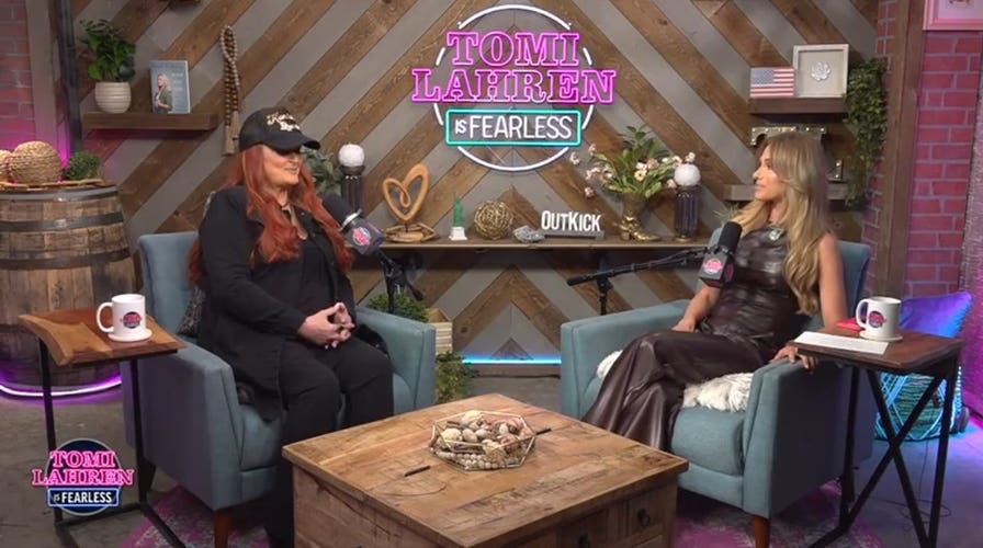 Wynonna Judd Reveals her Skincare Routine | Tomi Lahren is Fearless
