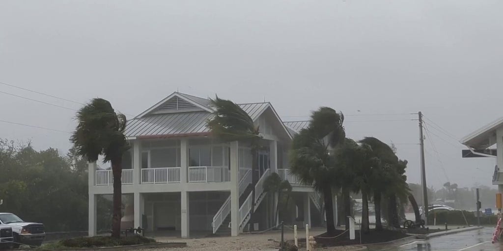 Severe conditions caused by Hurricane - Image