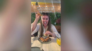 These mozzarella sticks are 'like a skipping rope' - Fox News