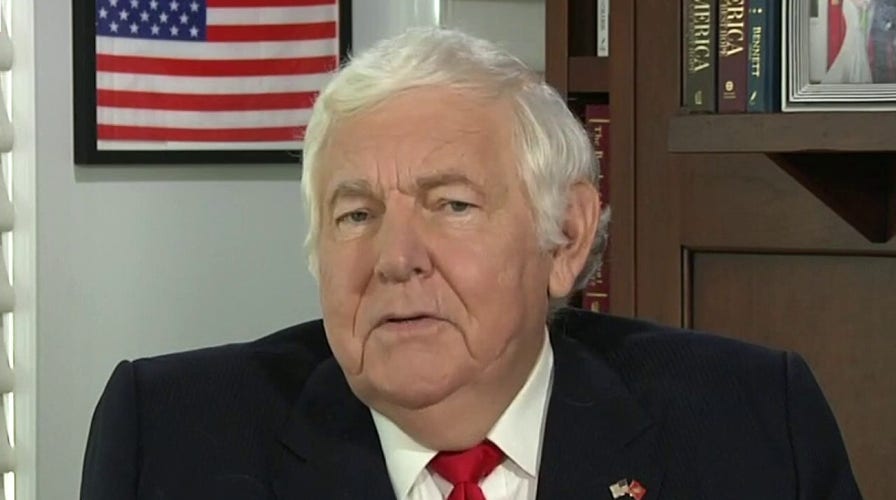 Bennett: Trump campaign has ‘real momentum,’ Biden campaign is ‘nervous’