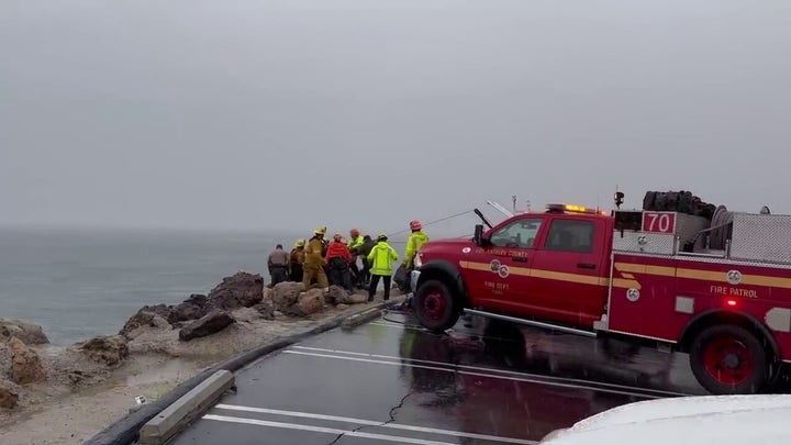 Malibu Search and Rescue Team saves fisherman