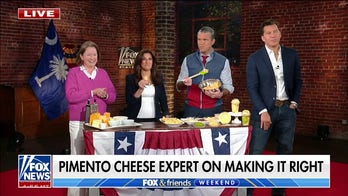 ‘Fox & Friends Weekend’ co-hosts try South Carolina food staple pimento cheese
