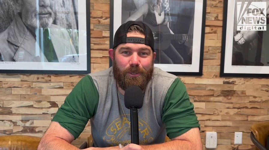 Jordan Davis explains what Luke Bryan and Kenny Chesney mean to him