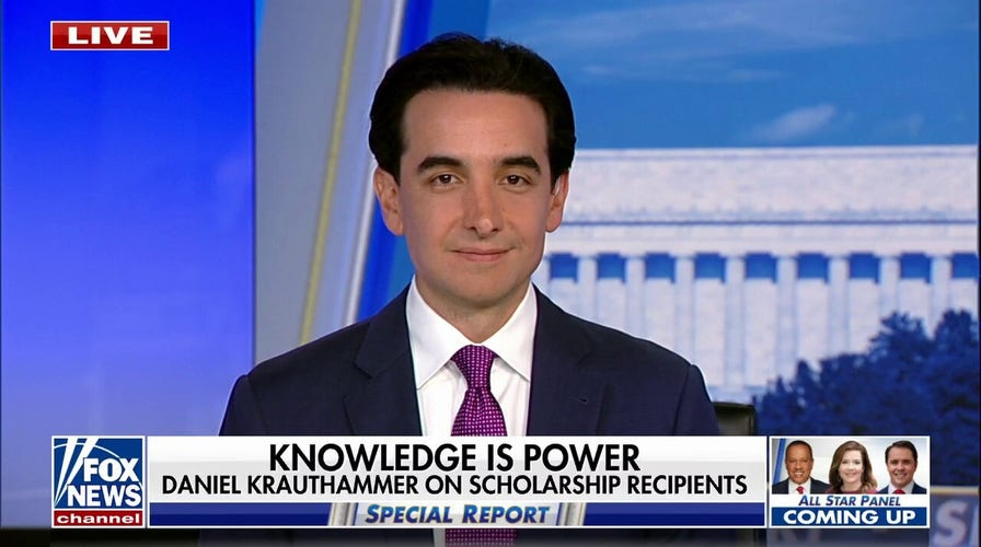 Daniel Krauthammer congratulates recipients of Krauthammer Memorial Scholarship