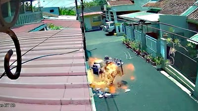 Meatball vendor engulfed in massive fireball after gas explosion