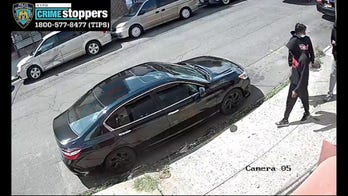 Armed NYC suspects rob off-duty officer in the Bronx: police