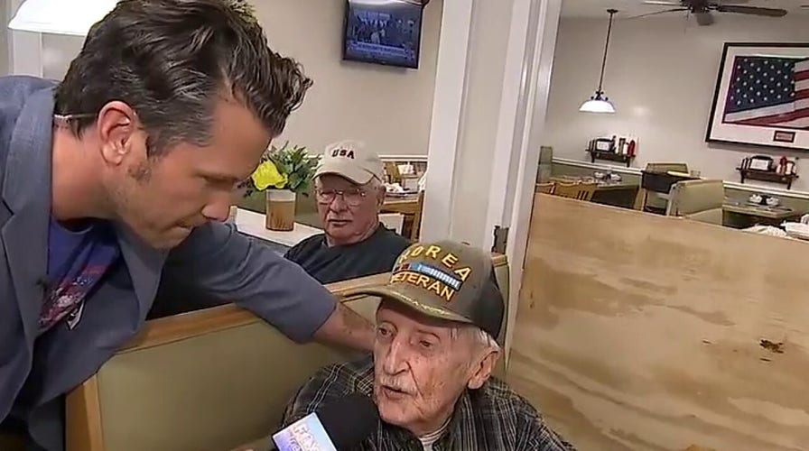 Breakfast with 'Friends': Diners inspired by Trump's State of the Union