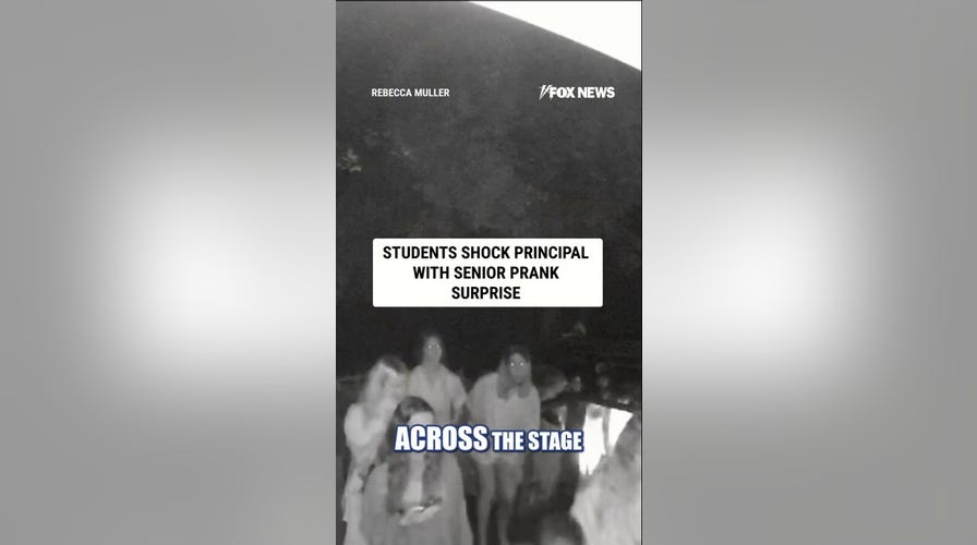Students SHOCK principal with senior prank surprise