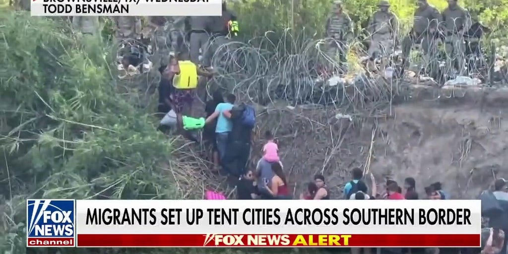 Migrants Await Ending Of Title 42 Set Up Tent Cities Along Southern Border Fox News Video 