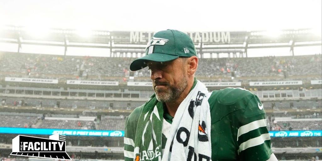 Should Aaron Rodgers sign with the Steelers or retire from the NFL? | The Facility