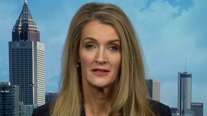  Sen. Loeffler calls for bipartisan group to examine Georgia mail-in ballots