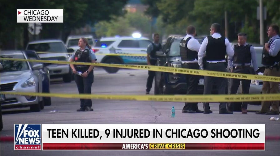 Democrats face backlash as violence rocks US cities