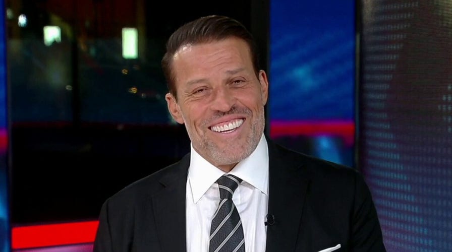 Tony Robbins offers financial tips to 'reduce the risks and get better returns'