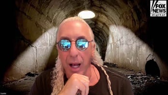 Dee Snider recalls ‘violent’ fan encounter