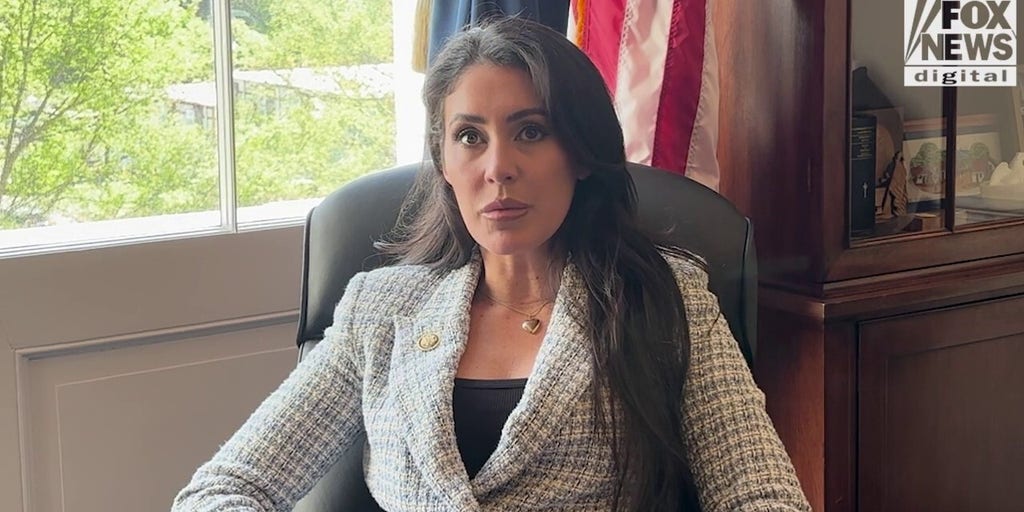 Rep. Luna says indicted Democrat’s days in Congress are numbered