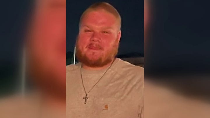 Witnesses say man was trying to protect women at a Michigan Bar before death
