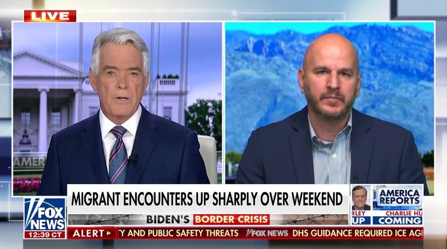Texas-Mexico border chaos: At least 40 migrants found dead in San Antonio inside 18-wheeler, reports say Texas-Mexico border chaos: At least 40 migrants found dead in San Antonio inside 18-wheeler, reports say