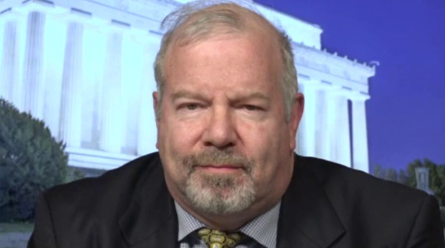 Cardiologist weighs in on risks, benefits of using hydroxychloroquine to treat COVID-19	