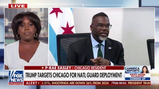 Chicago officials don't want help from Trump because they're 'benefitting from the chaos,' says Chicago resident